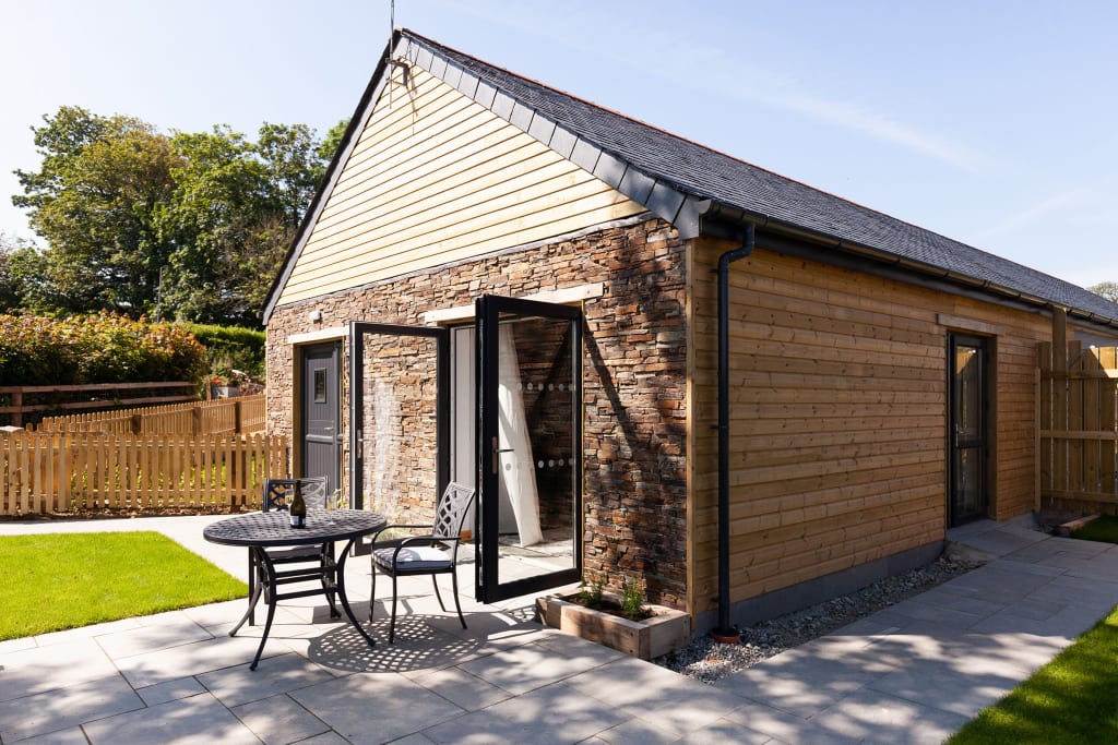 Hideaway_Outside2