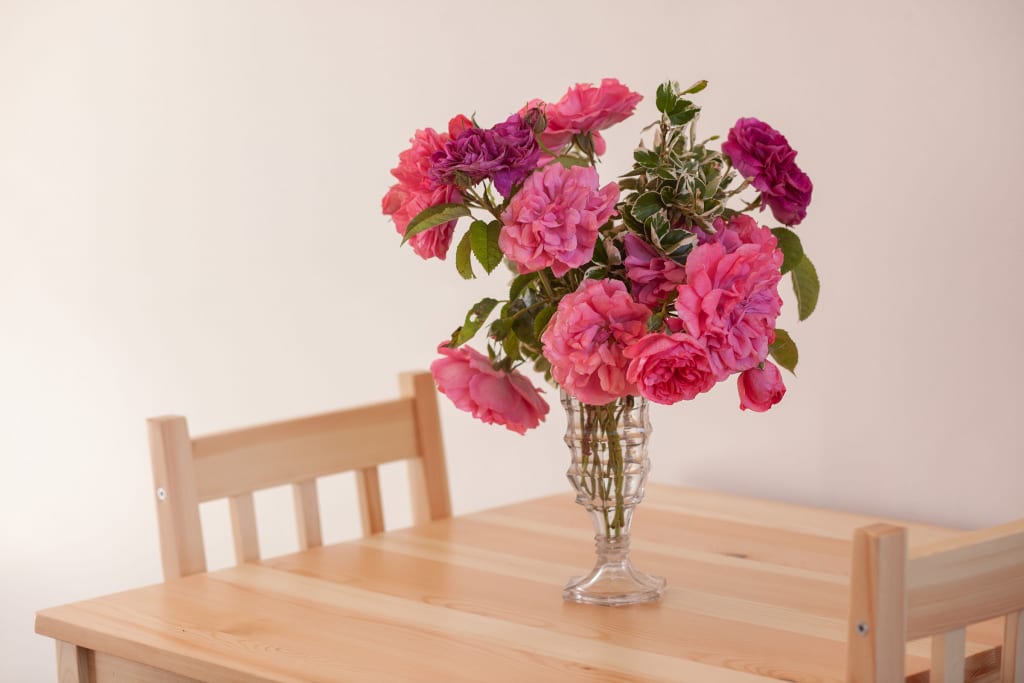 RoseBarn_KitchenTable